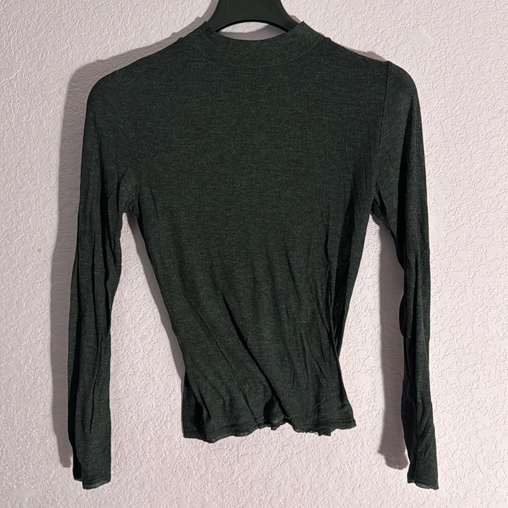 Sheer Dark Gray Ribbed Longsleeve Turtleneck Mockneck